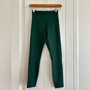 Lululemon Wunder Train High Rise tight leggings - size 4 like new!